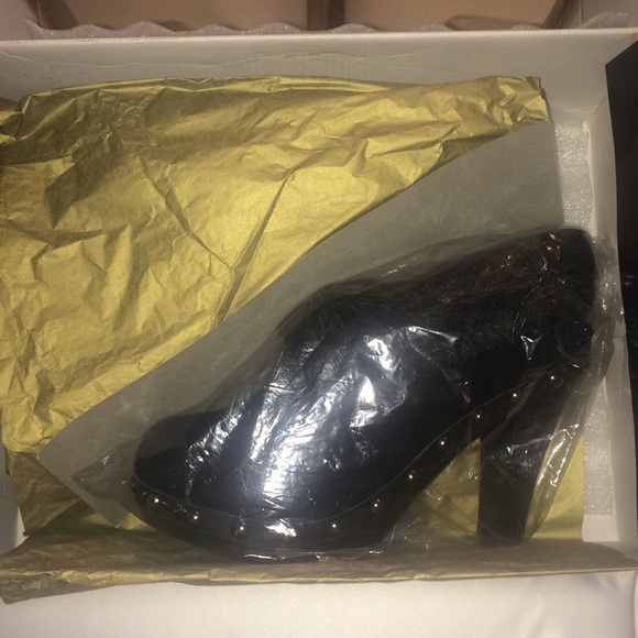 Colin Stuart “Super Sexy” Black Ankle Boots - Picture 8 of 8